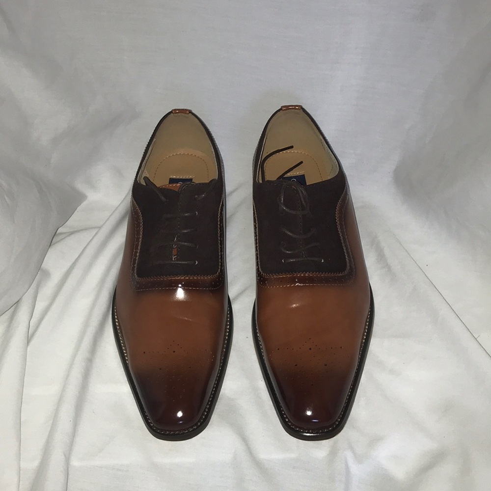 Gino Vitale brown patent leather men’s dress shoe